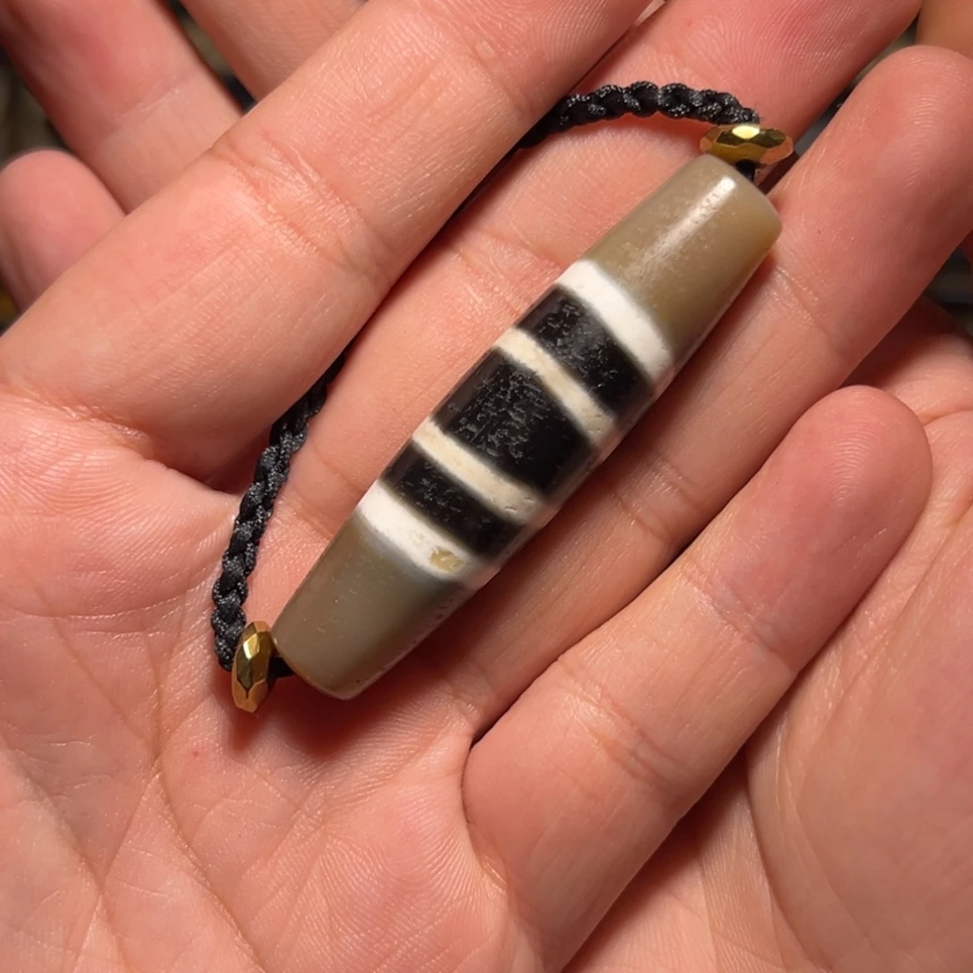 玛瑙/玉髓未镶嵌珠宝奇石