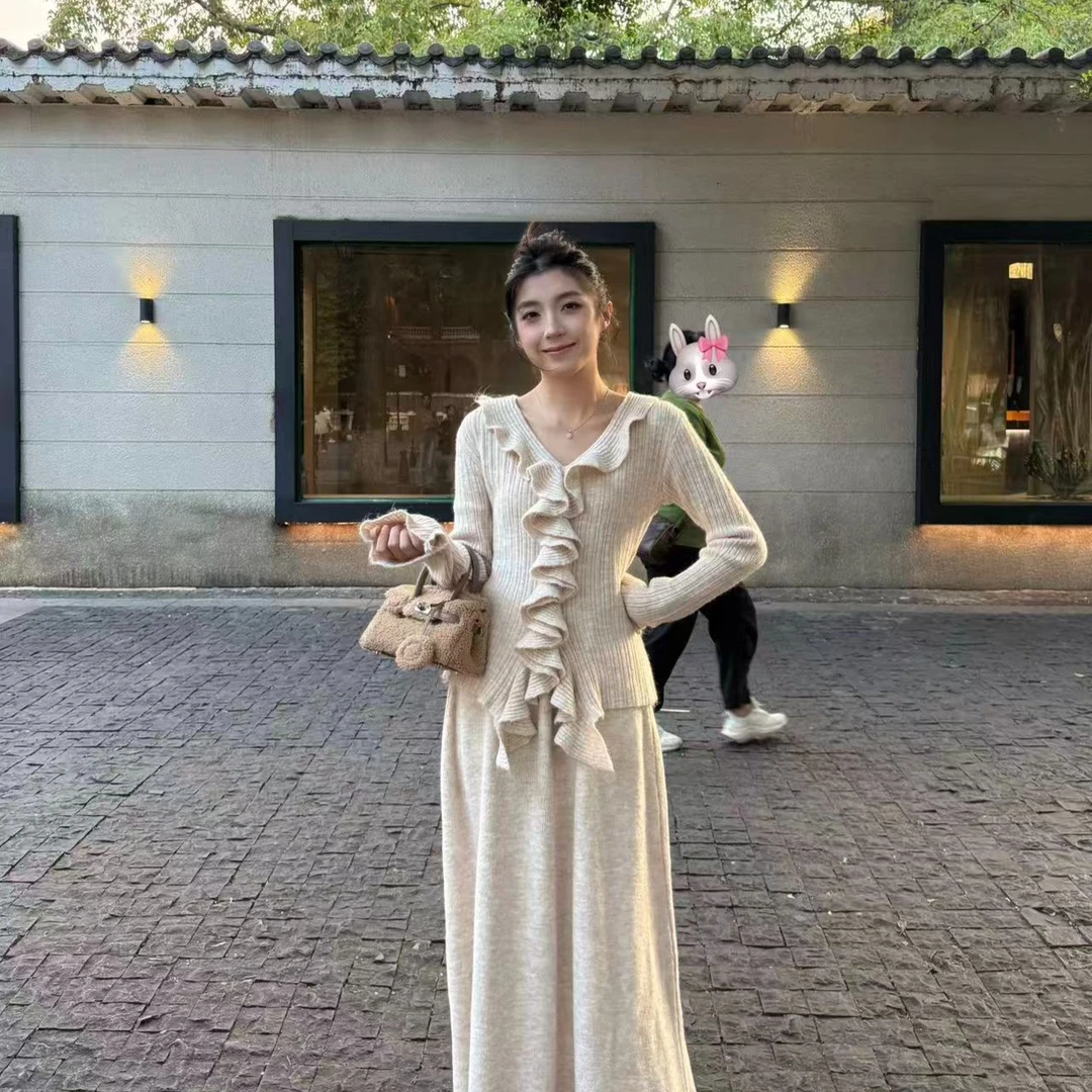 2025新款简约通勤简约轻熟风法式时尚套装长裙秋冬连衣裙花边修身