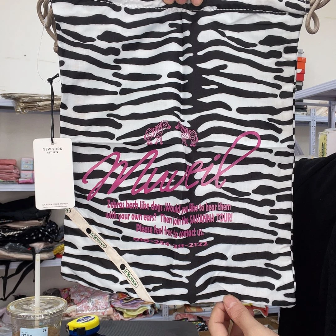 PU化妆包等各种产品