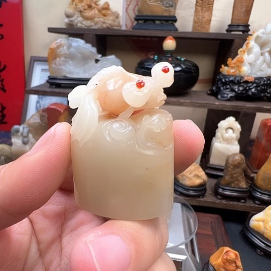 石材寿山巧色结晶芙蓉