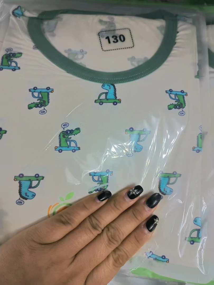 男/女孩套装家居服过年FU利20252.2