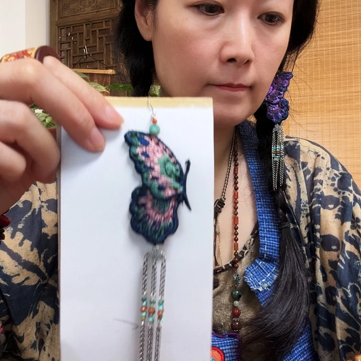 蝴蝶耳环单只一个