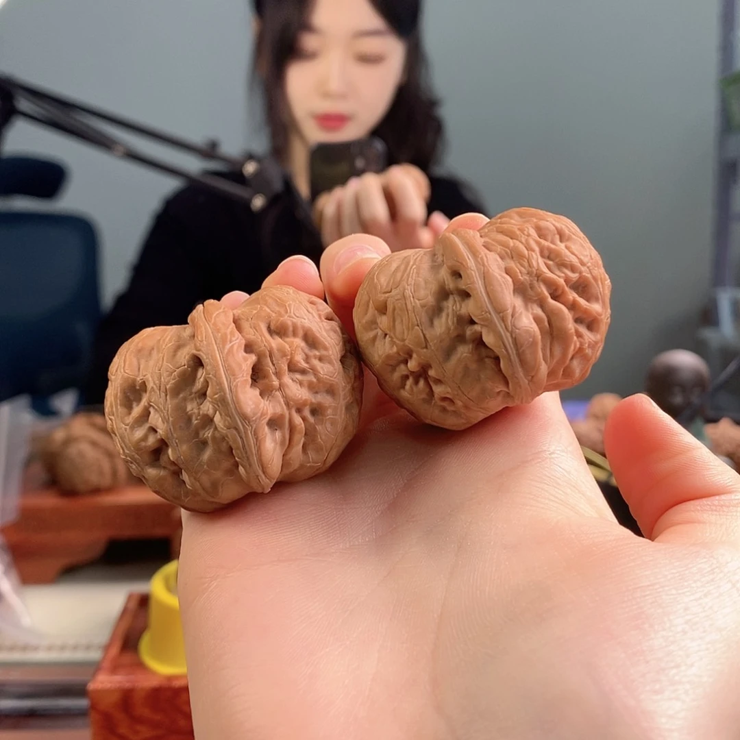 吊坠文玩核桃45元宝
