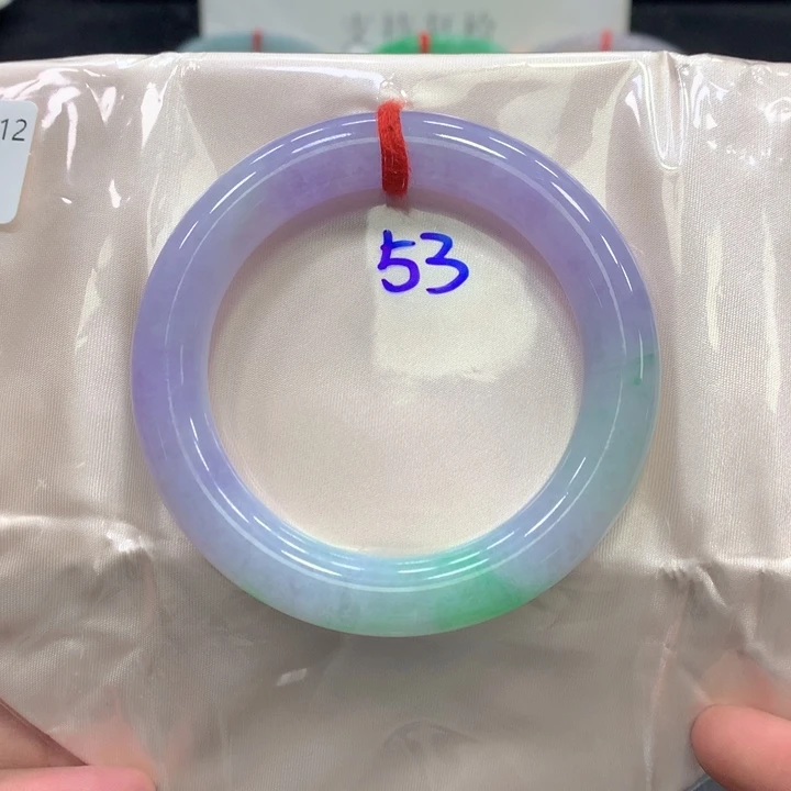 翡翠未镶嵌手镯（圆镯）翡翠