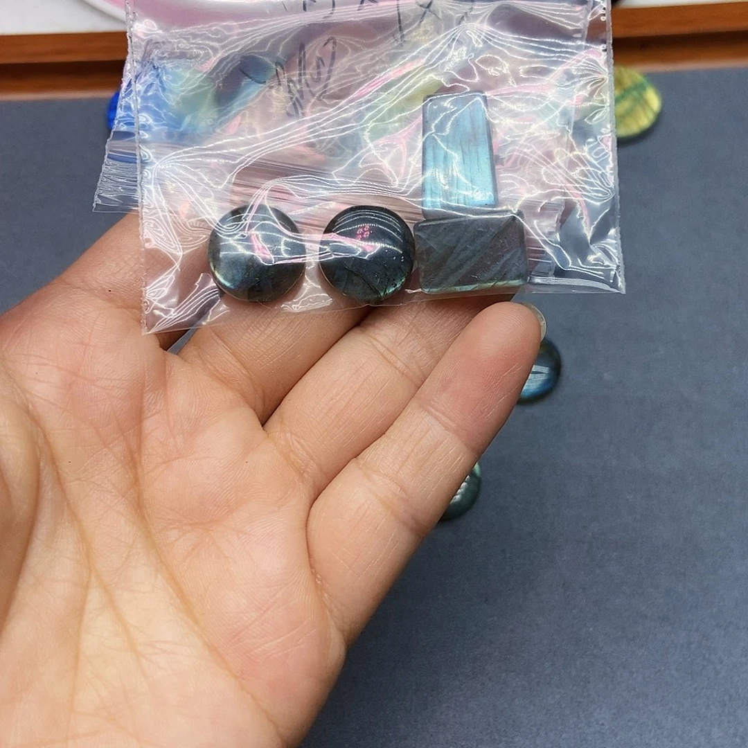 未镶嵌吊坠(不含链)长石一*