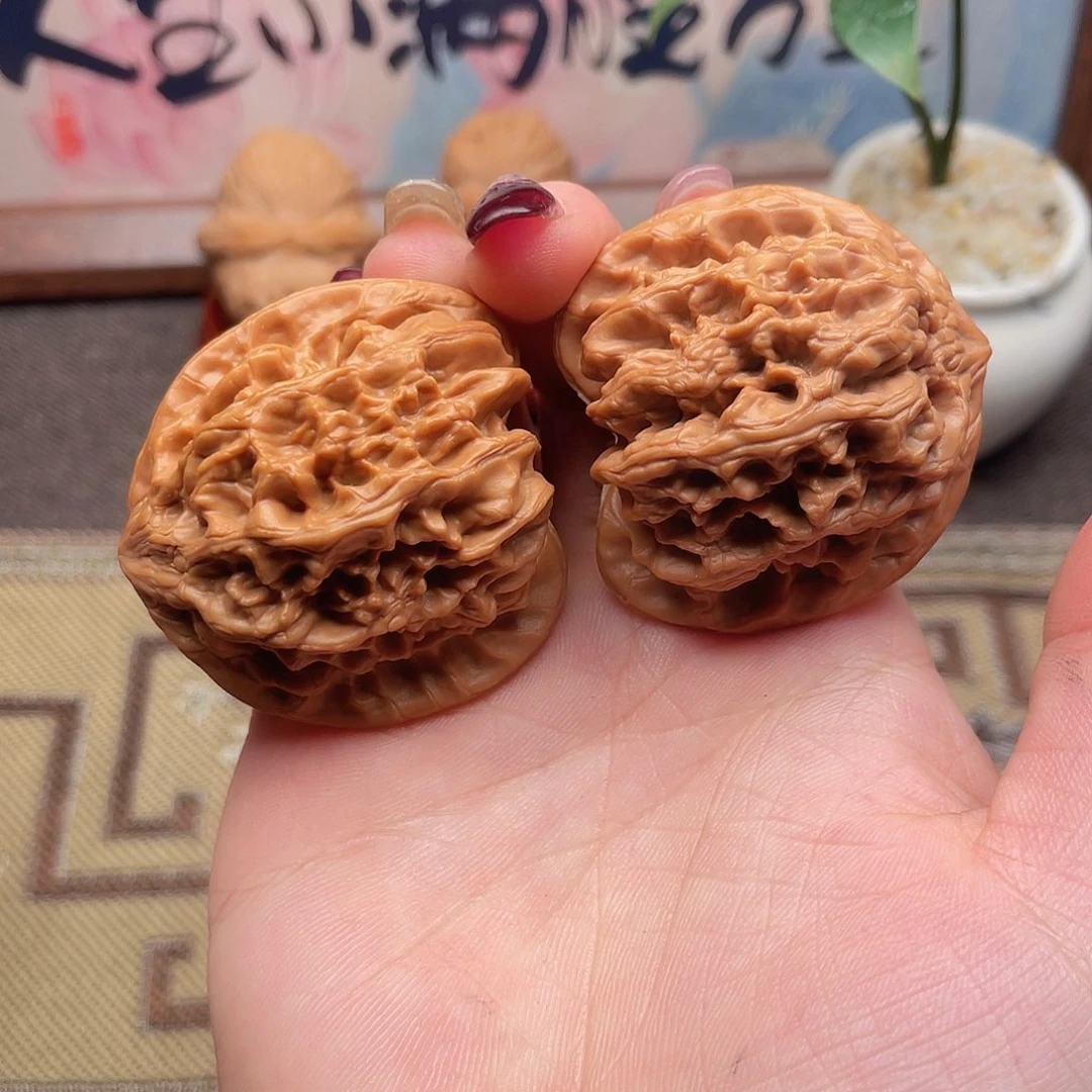 吊坠文玩核桃野牛