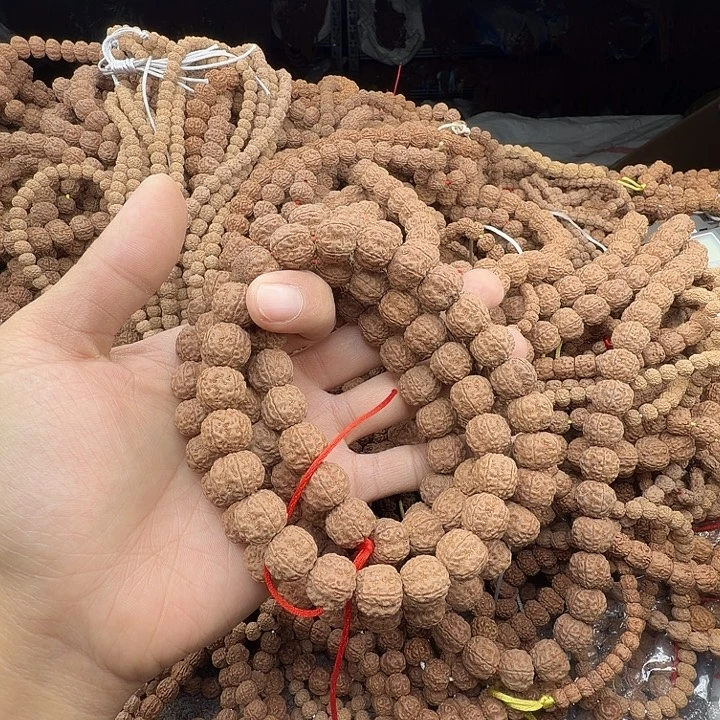 摆***)金刚菩提吊坠花王