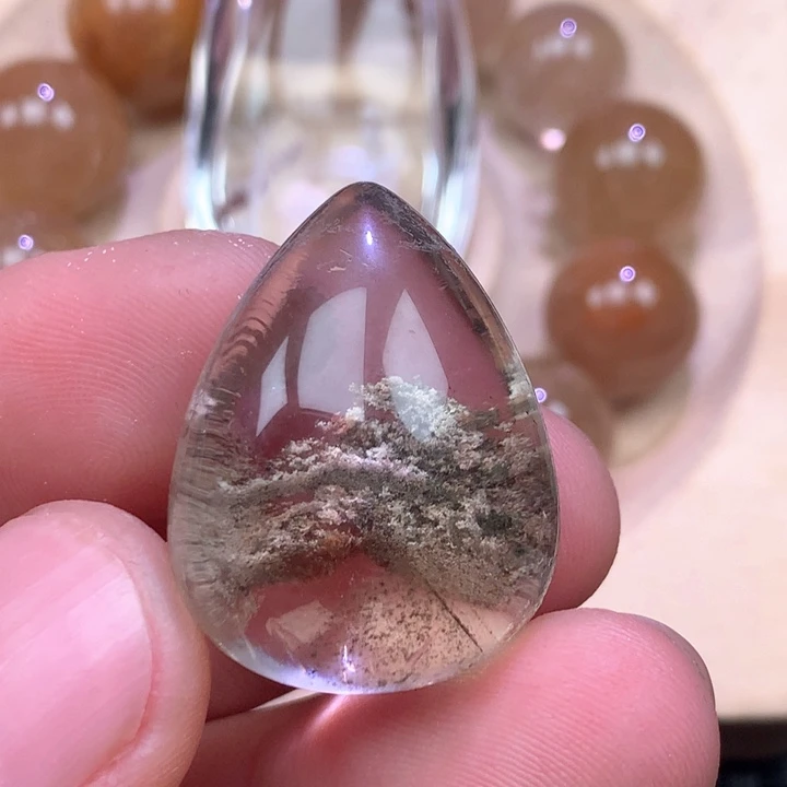 未镶嵌颈饰水晶.*玖