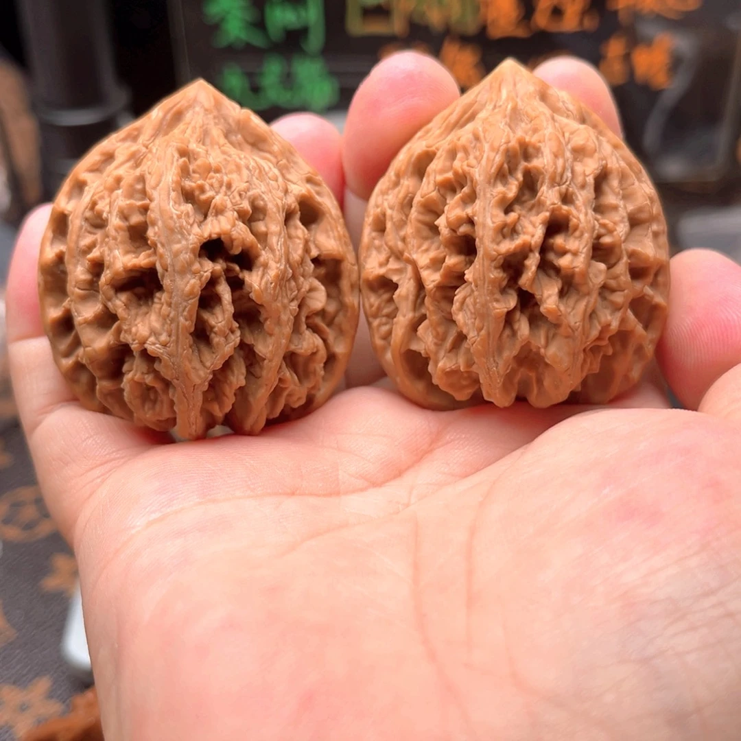 S***r把件文玩核桃九龙筋