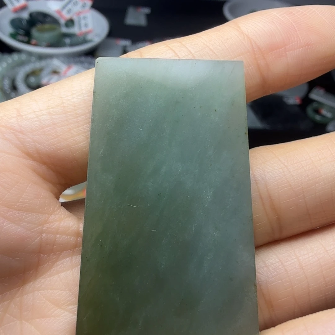 翡翠未镶嵌颈饰天然缅甸翡翠A货