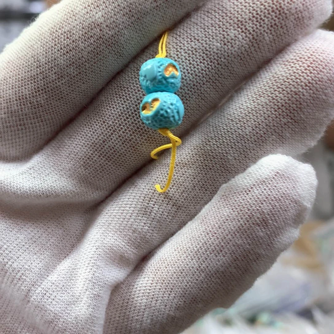 绿松石未镶嵌挂件