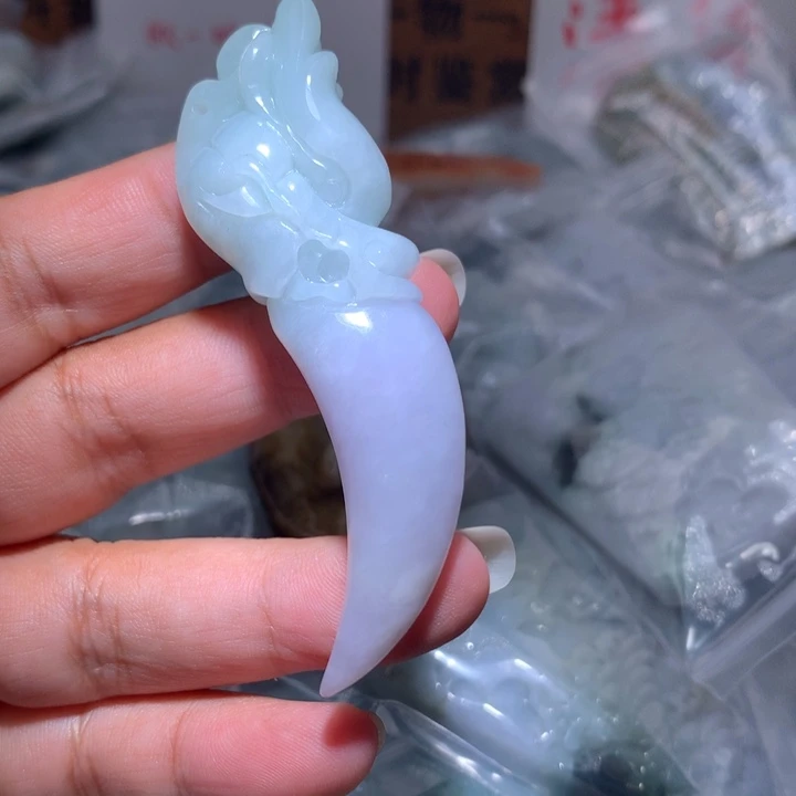 翡翠未镶嵌颈饰保真天然A货翡翠