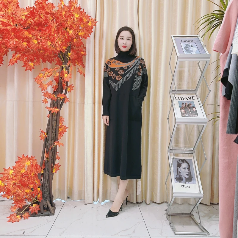 A040灰橘色流苏提花复古宽松气质秋冬针织连衣裙
