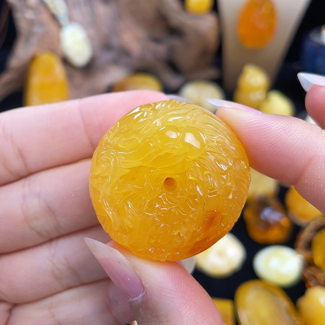 琥珀未镶嵌珠宝奇石