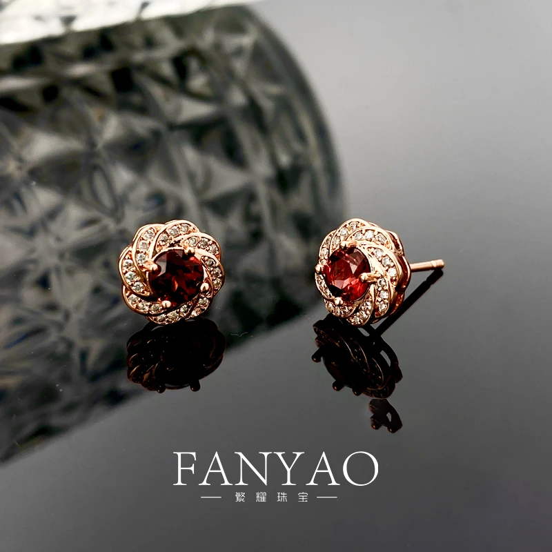 11519 奢华气质玫瑰金石榴石镶嵌耳钉
