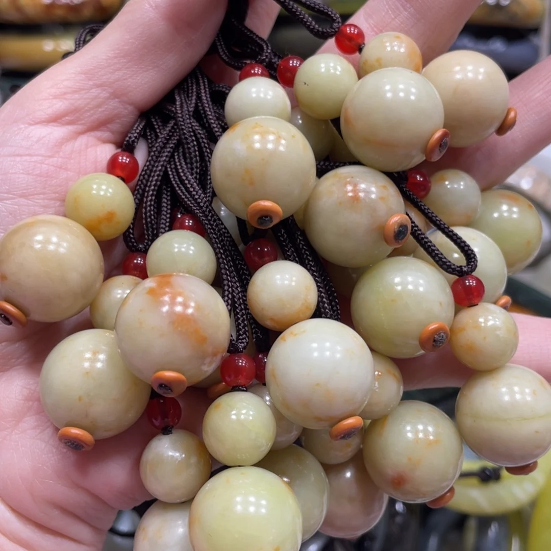 蛇纹石玉颈饰未镶嵌5元一条