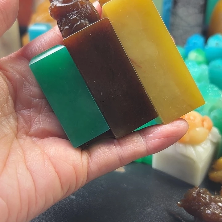 寿山石印石心**人寿山石章章章