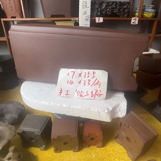 宜兴紫砂微瑕花盆