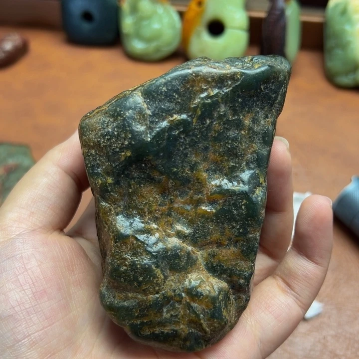 和田玉未镶嵌珠宝奇石