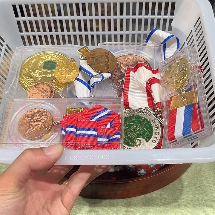 瓷片中古商品，默认微瑕