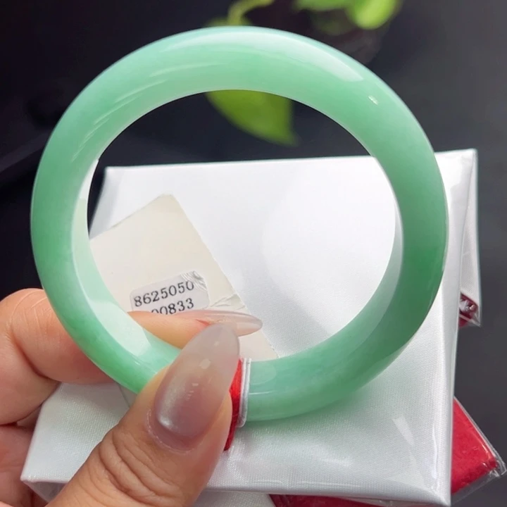 翡翠手镯未镶嵌15号