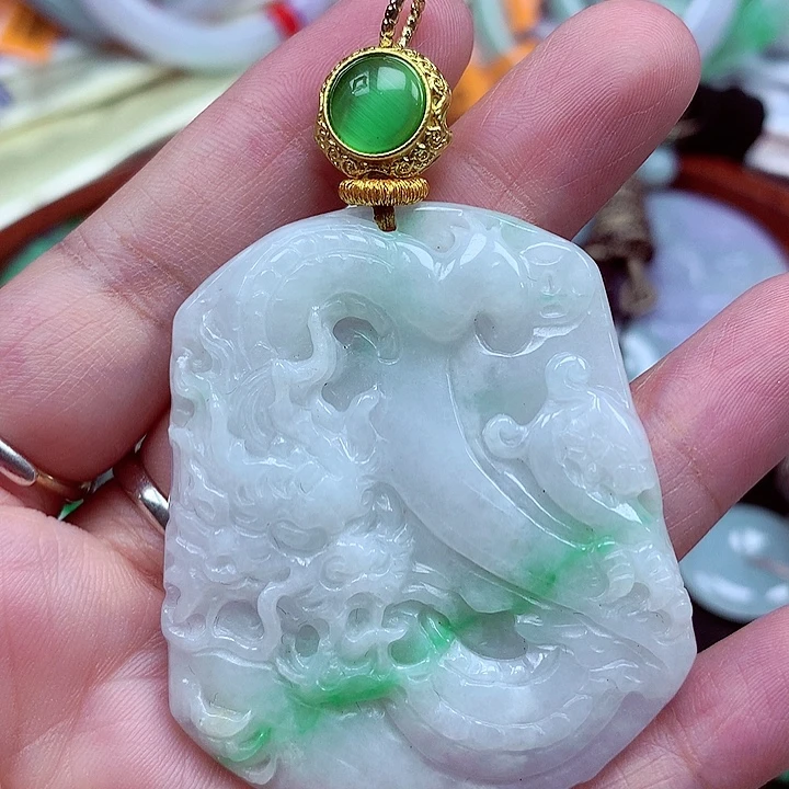 颈饰未镶嵌翡翠翡翠