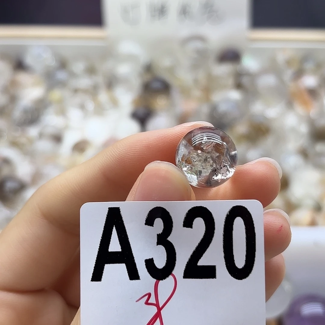 O***j水晶未镶嵌珠宝半成品320