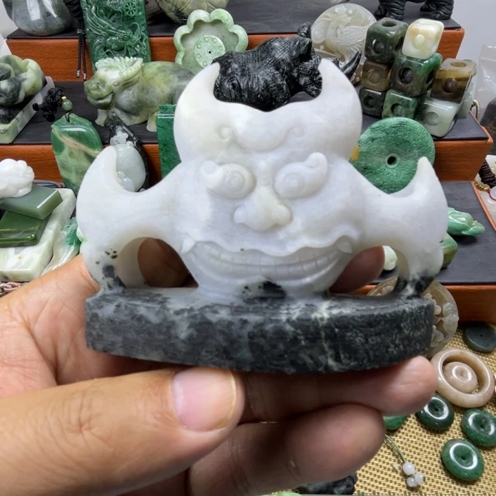 独山玉未镶嵌珠宝半成品