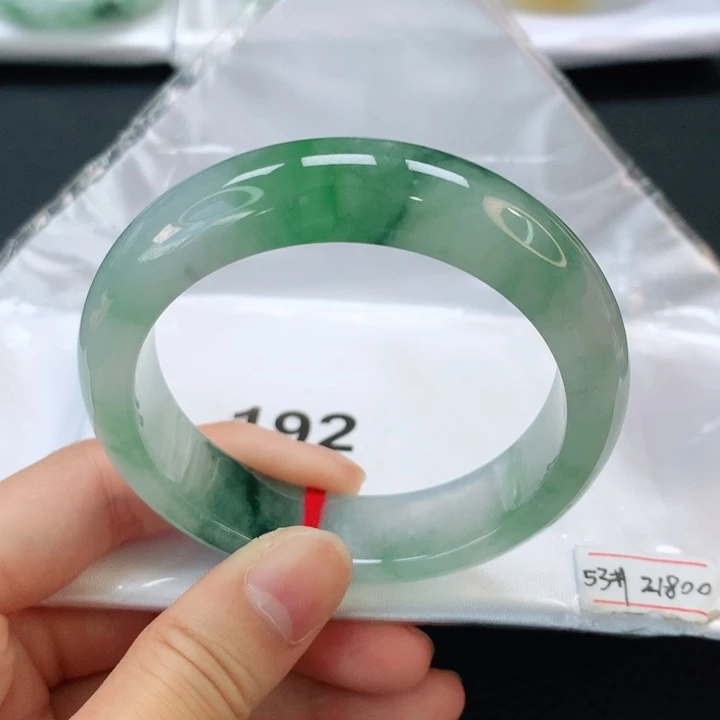翡翠手镯未镶嵌翡翠手镯53