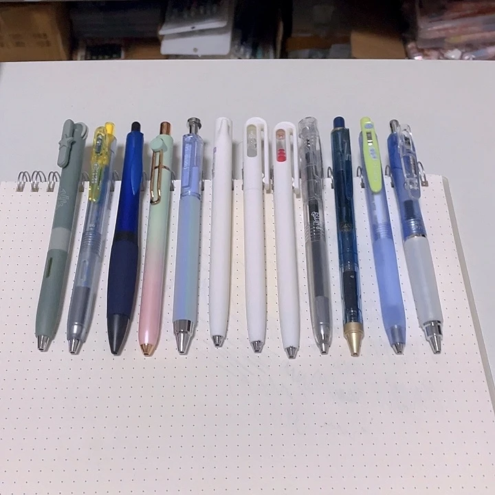 多品牌低重心黑笔混款组合12支