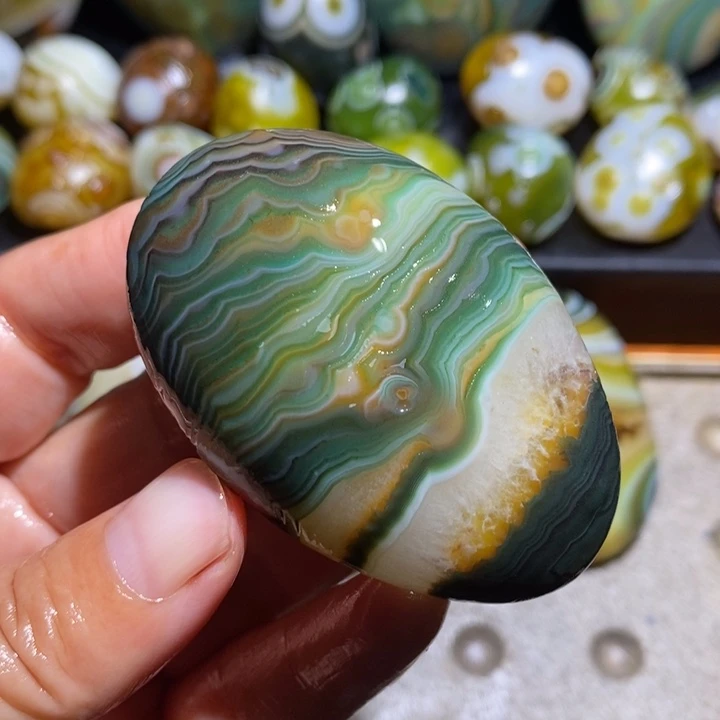 未镶嵌玛瑙/玉髓珠宝半成品26