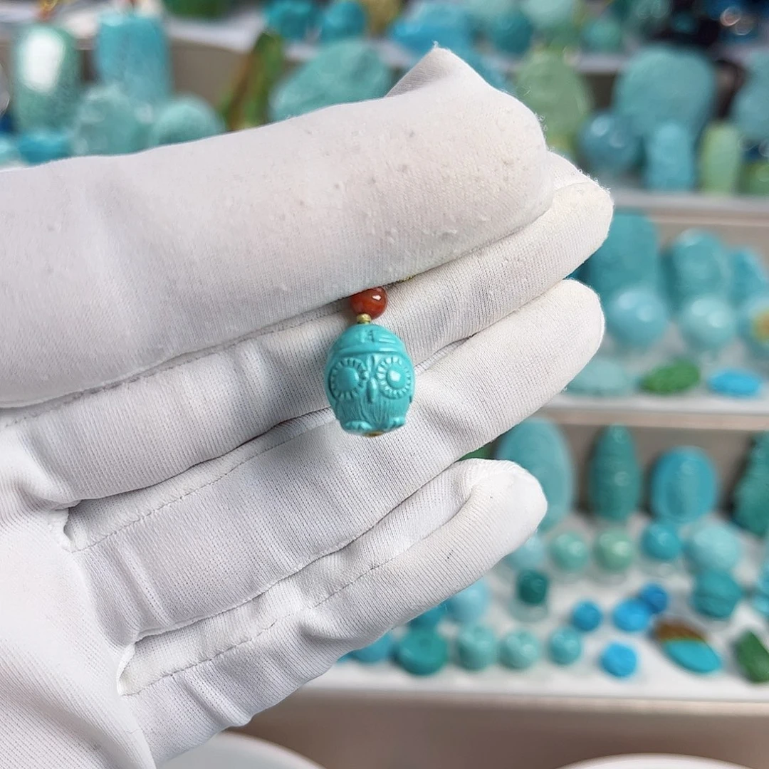 绿松石未镶嵌珠宝奇石