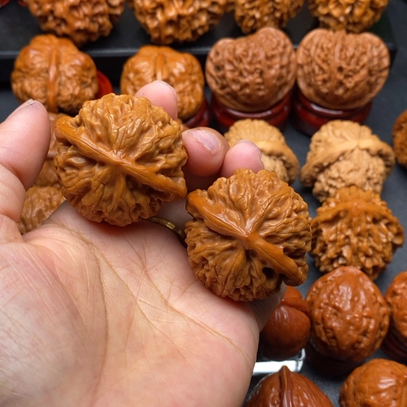 【闪购商品】文玩核桃把件42宫灯