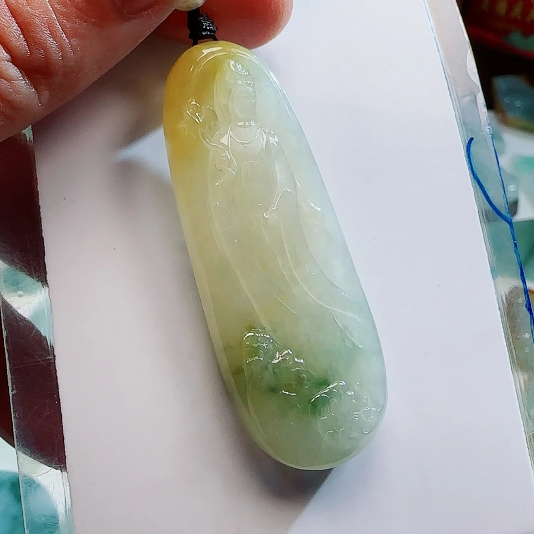 定制翡翠未镶嵌翡翠挂件