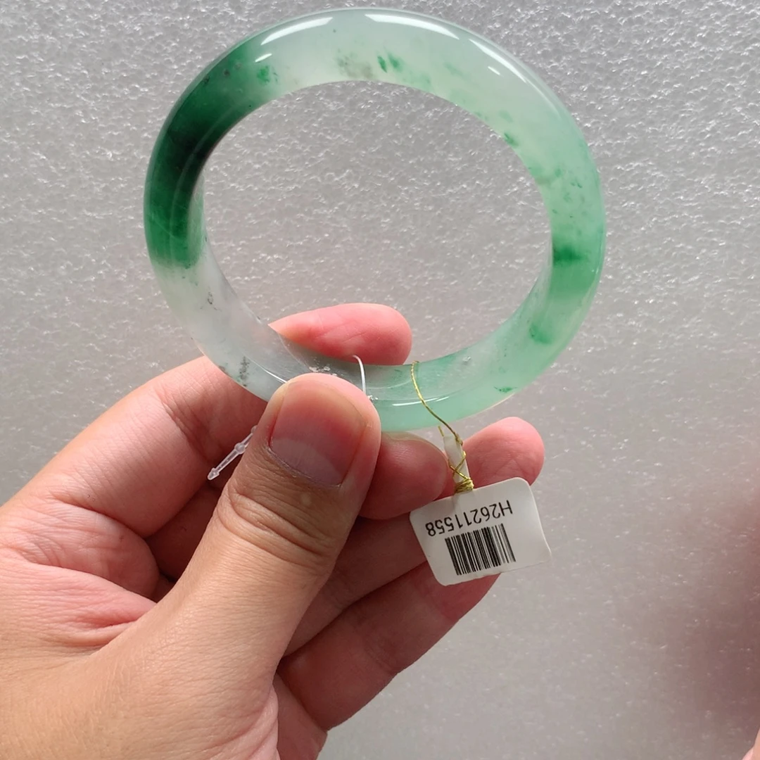 石英质玉未镶嵌手镯青青57-多人