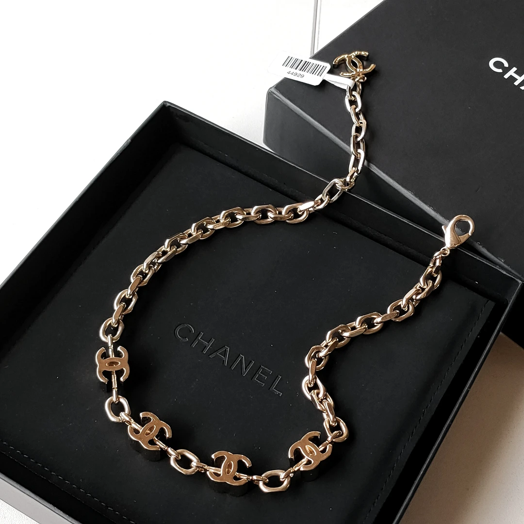 95新 Chanel/香奈儿 Azul - 22K浅金色立体双C Chocker项链 48634