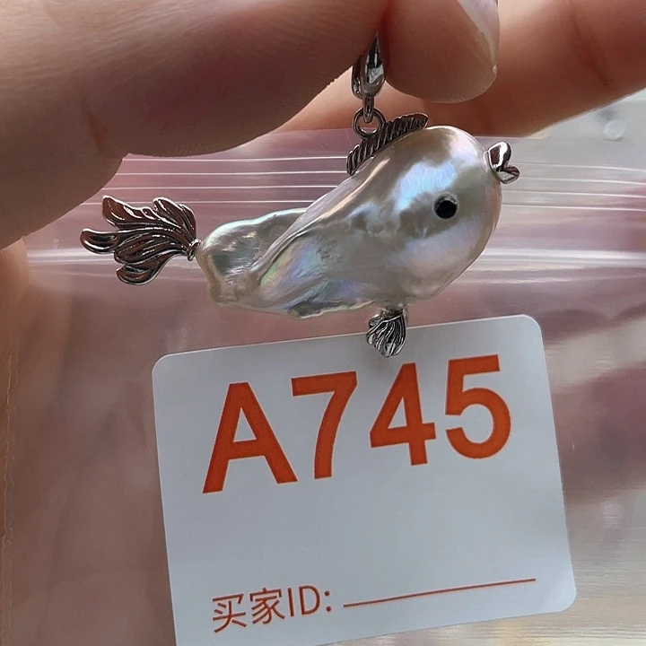 未镶嵌天然珍珠。  漏 漏 漏淡水珍珠