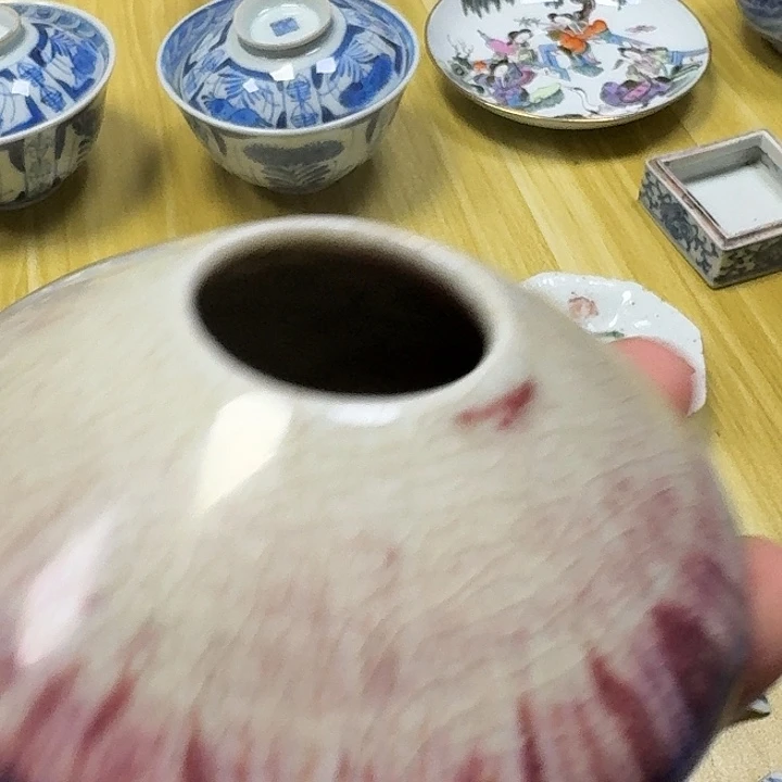 水虞红色开片有磕了