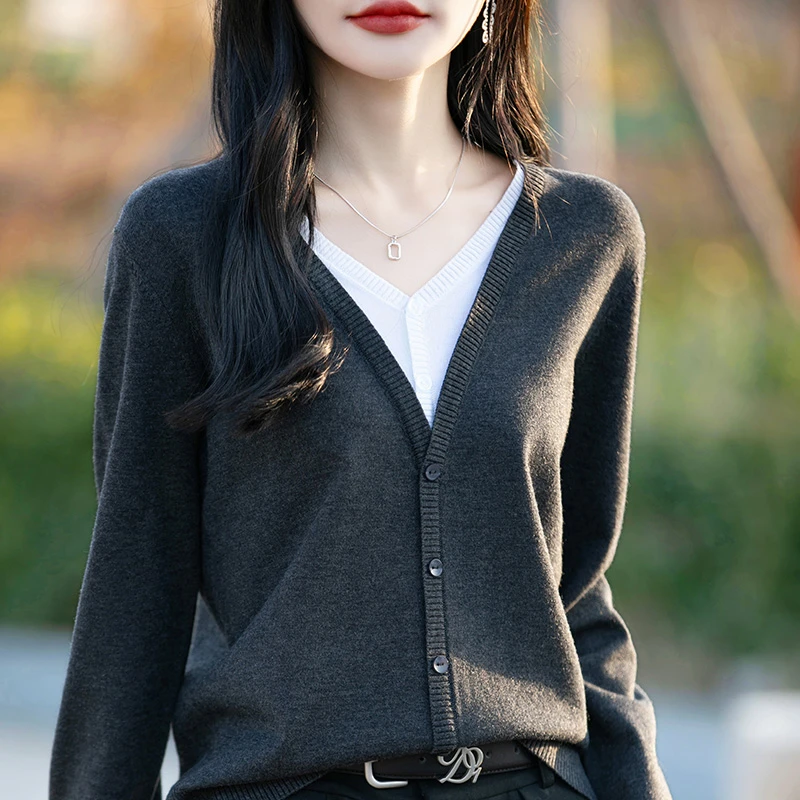 2025春秋季新款女士拼色假两件毛针织打底衫减龄显瘦长袖上衣服