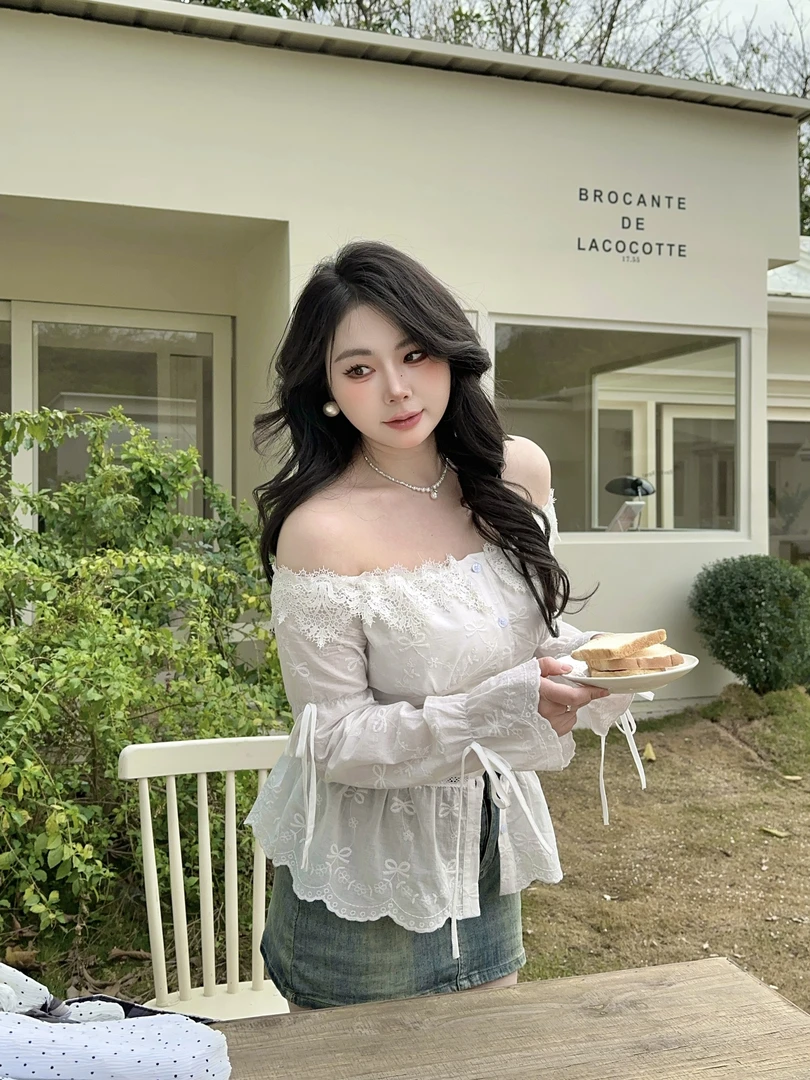 【大小姐】现货“心动降临”天鹅颈一字肩蕾丝拼接小众牛仔半裙套装