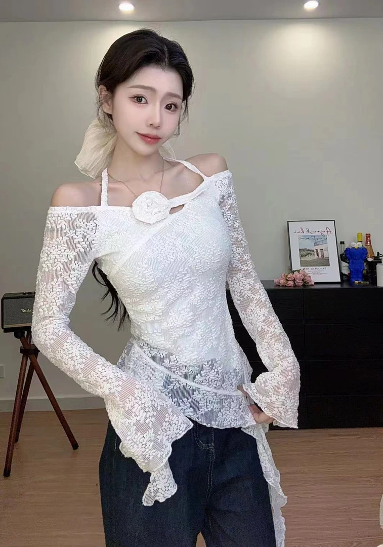 仙女森系甜美蕾丝衫女2025春季小清新挂脖山茶花不规则上衣女