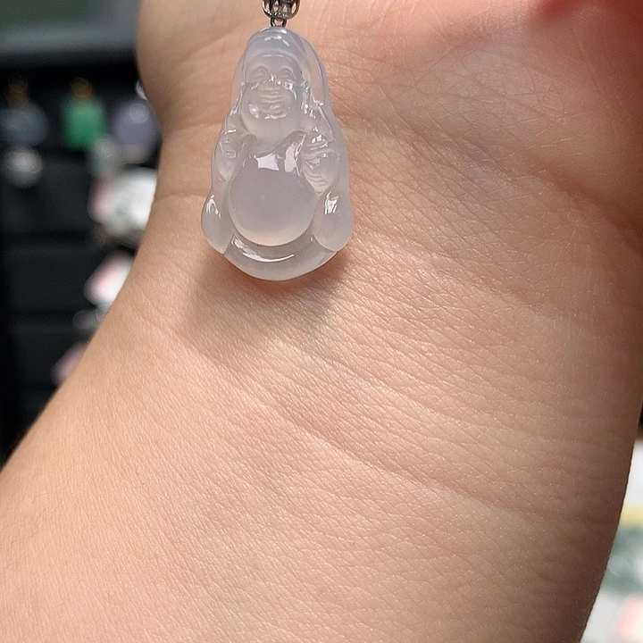 18K金镶嵌挂件翡翠財爷