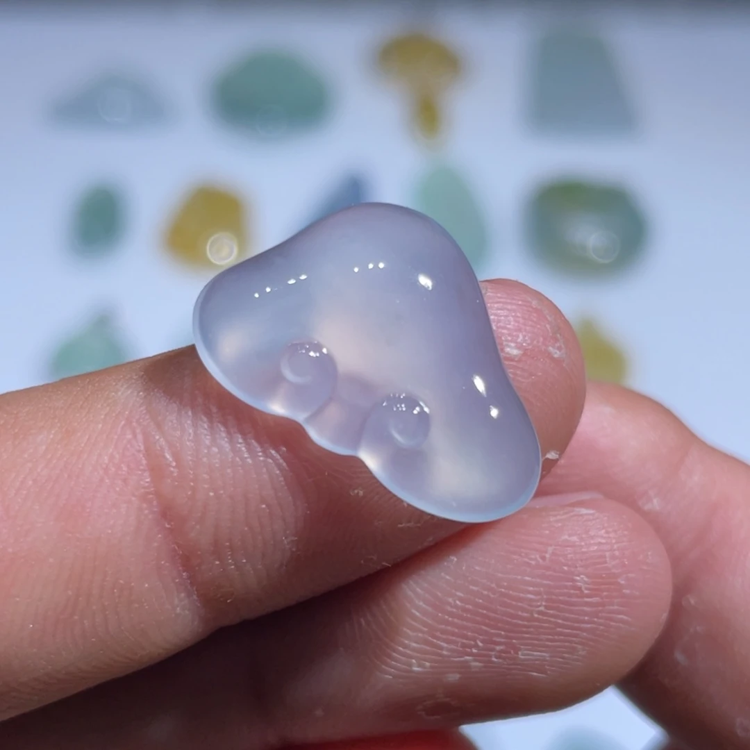 颈饰未镶嵌翡翠如意