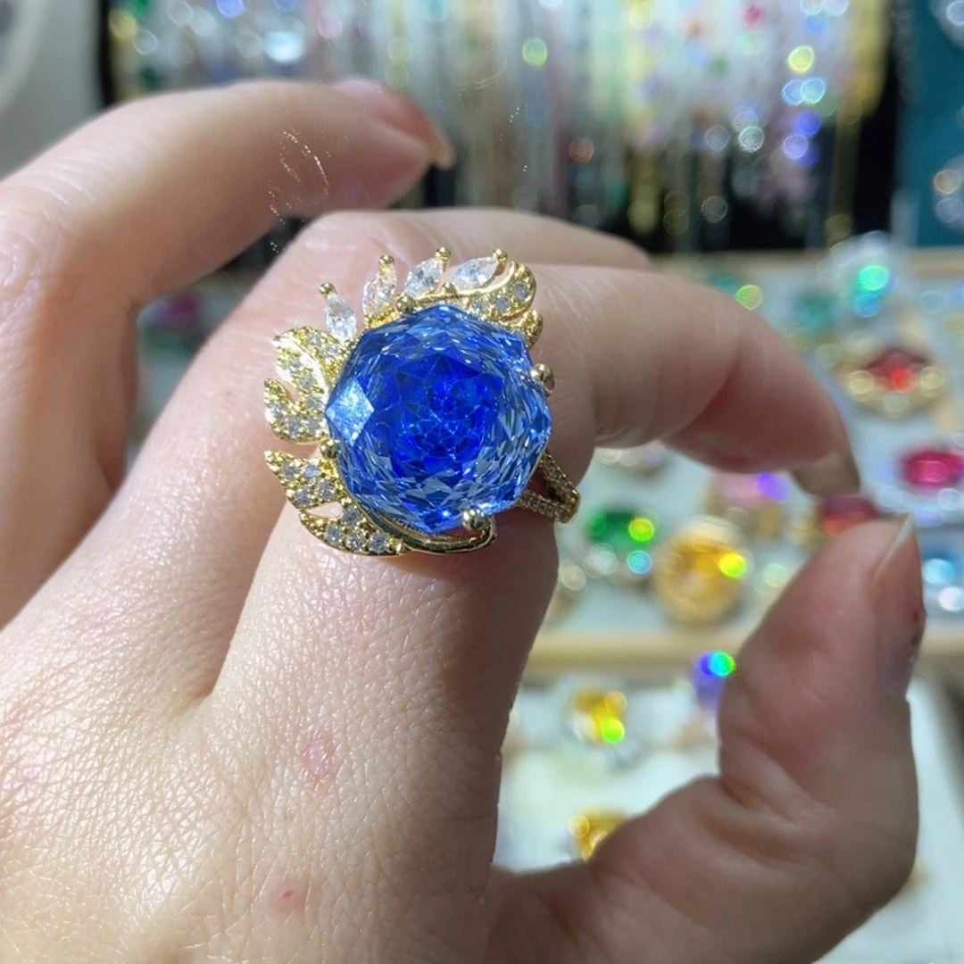 66锆石（处理）戒指