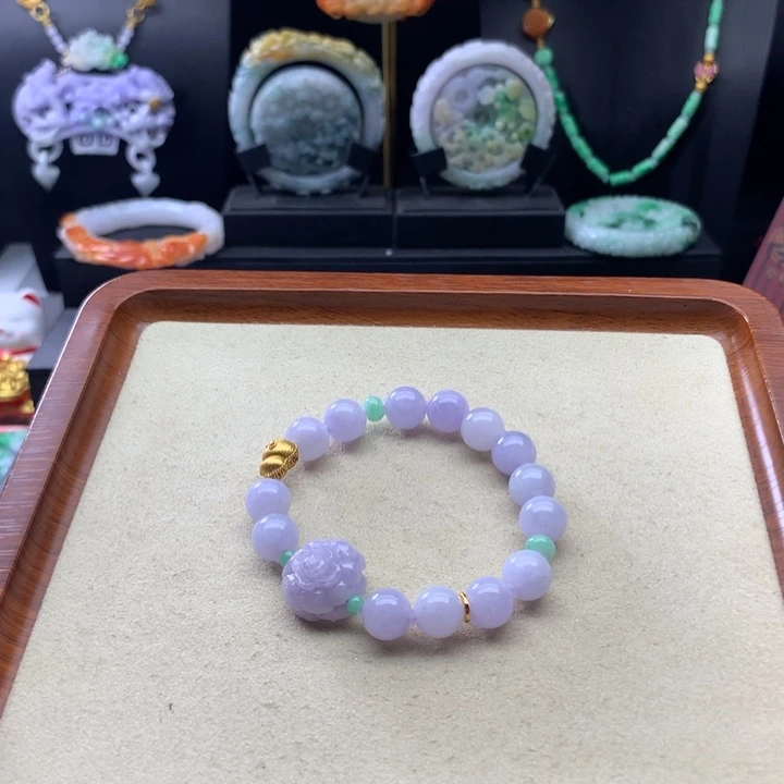 翡翠颈饰未镶嵌翡翠手串