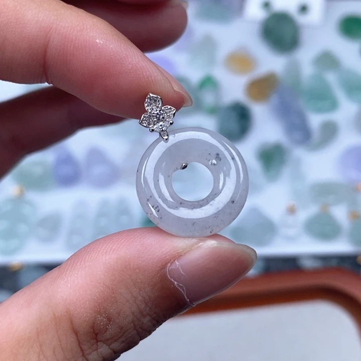 翡翠未镶嵌颈饰10