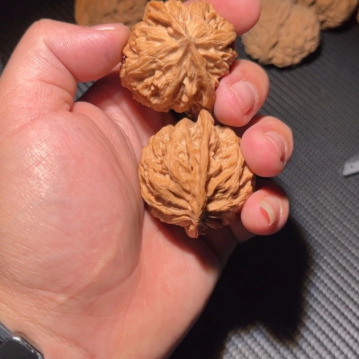 M***.文玩核桃吊坠111122