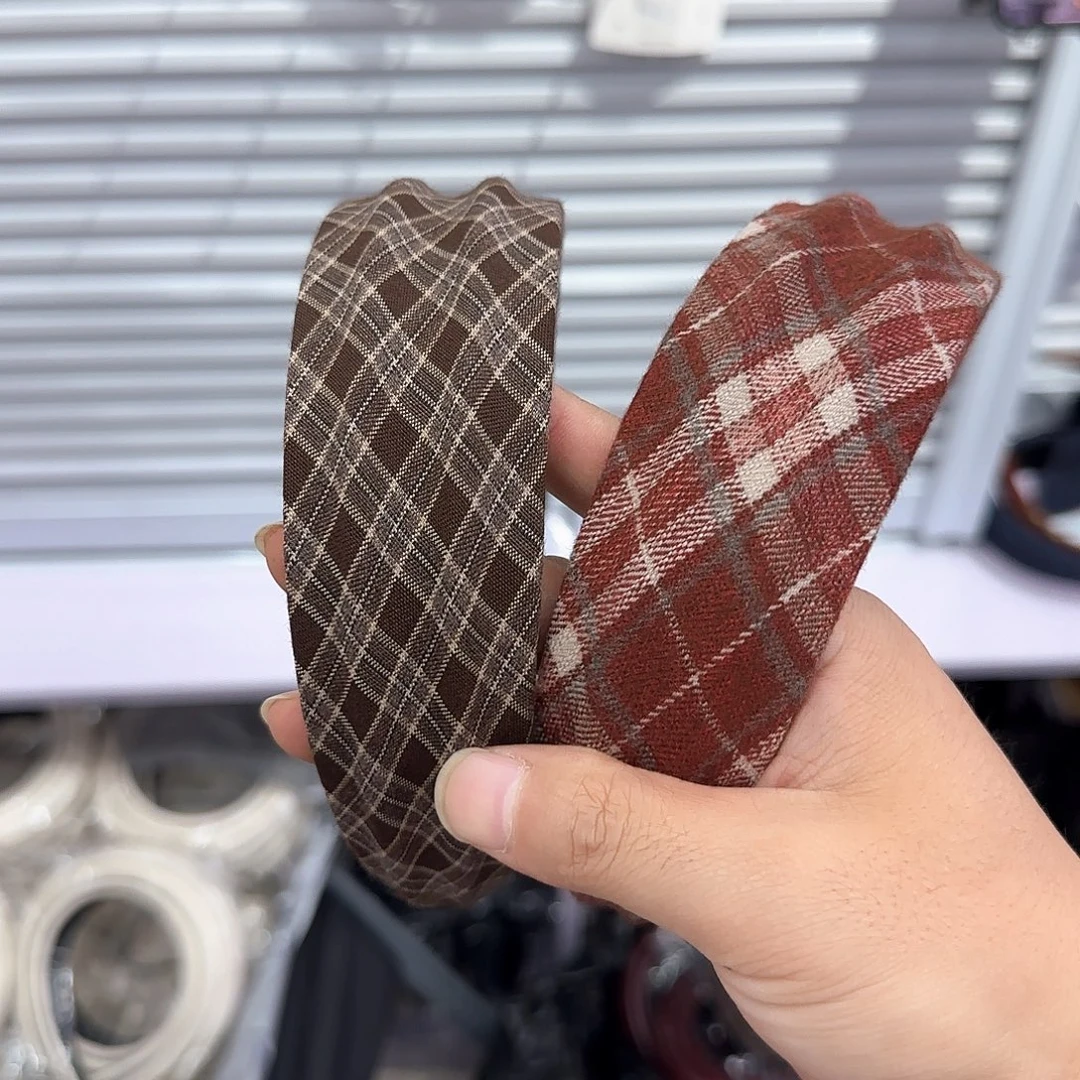 袁***芳布艺非金属发箍2个