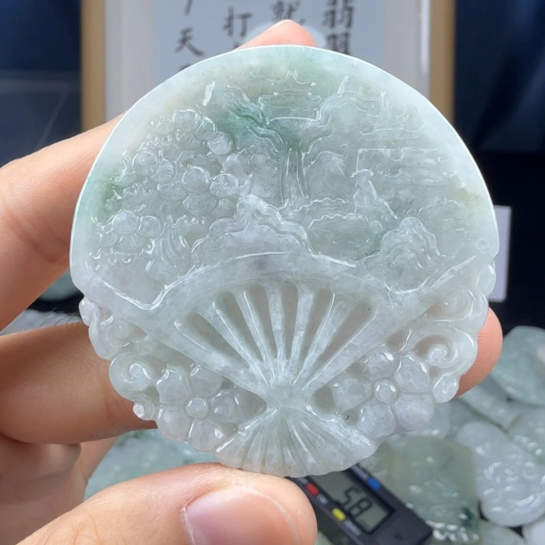 颈饰未镶嵌翡翠翡翠