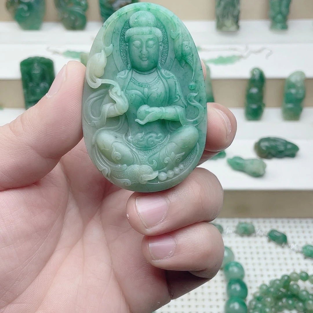 清***茶独山玉未镶嵌挂件